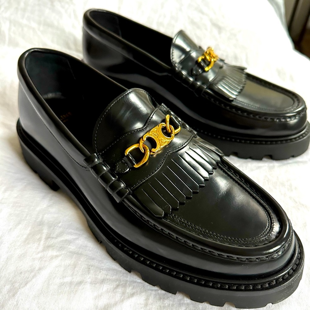 Celine Margaret Loafer with Triomphe Chain in Polished Bull - Black 
Size 10.5